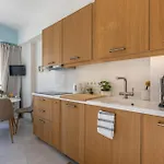 Theseus Zen Luxury Suite - Natural Living