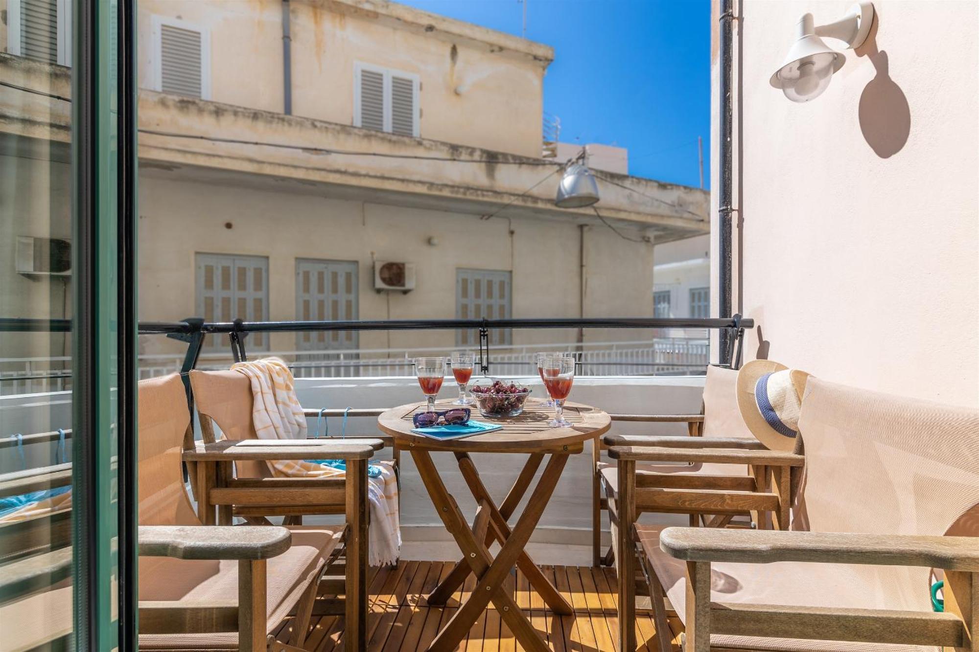 Center Crete Theseus Zen Luxury